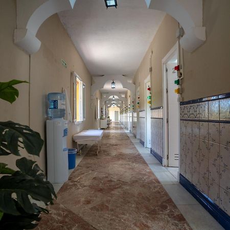 Hotel Balneario De Chiclana ชิกลานา เด ลา ฟรอนเตรา ภายนอก รูปภาพ