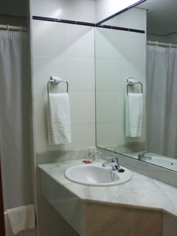 Hotel Balneario De Chiclana ชิกลานา เด ลา ฟรอนเตรา ห้อง รูปภาพ